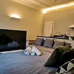 Baixa24 •P1R• Brand New Apt In The Historic Center